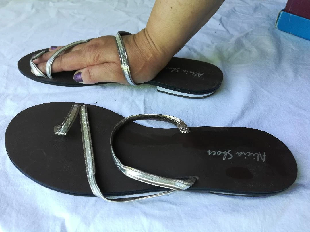 Zilveren teenslippers maat 39 – photo 2